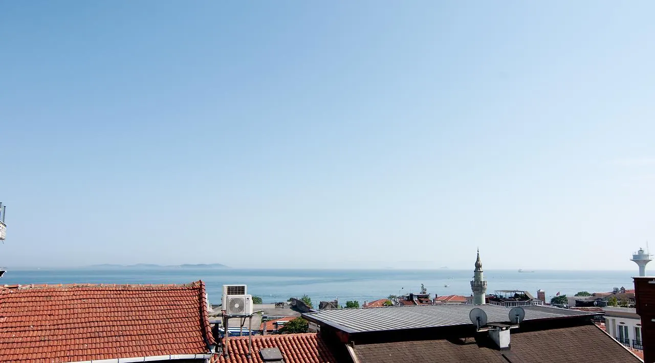 Blue Tuana Suite Istanbul 2*,